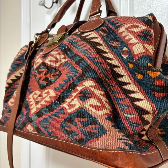 Vintage Turkish Kilim Travel Bag - Picture 12 of 14